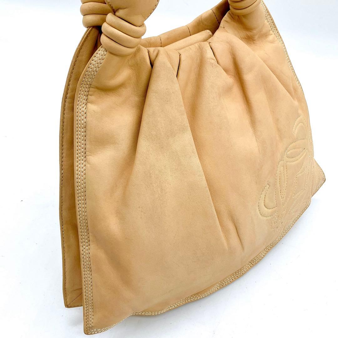 【LOEWE】ハンドバッグ　アナグラム　ノットハンドル　レザー　ベージュ