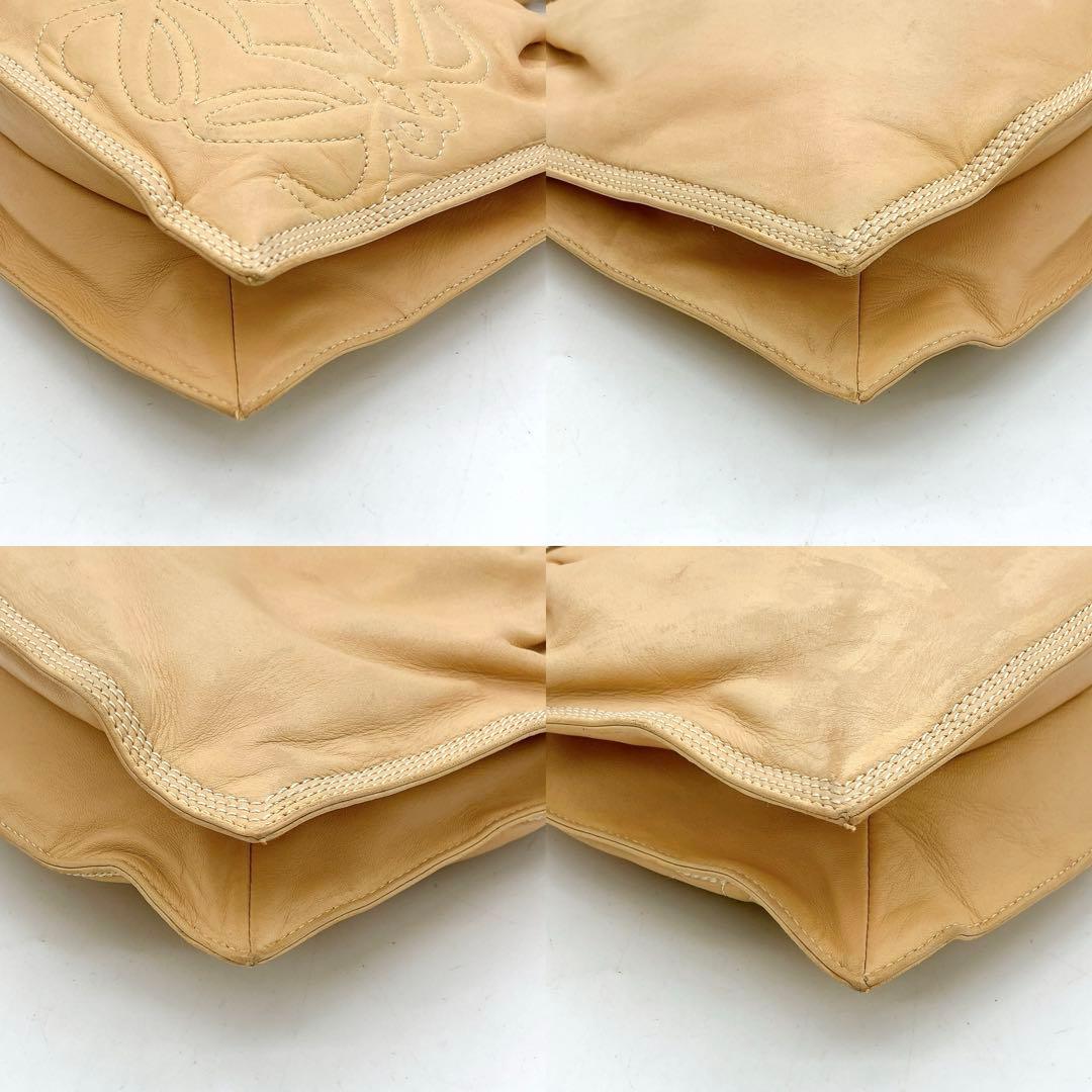 【LOEWE】ハンドバッグ　アナグラム　ノットハンドル　レザー　ベージュ