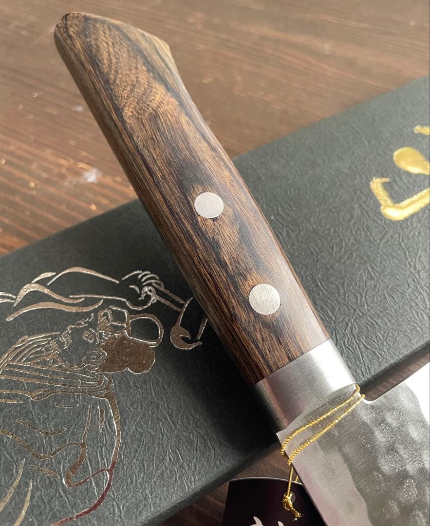 増谷刃物 訓平作 三徳包丁 VG10ステンレス 積層槌目 刻流 口金有 スコッチ