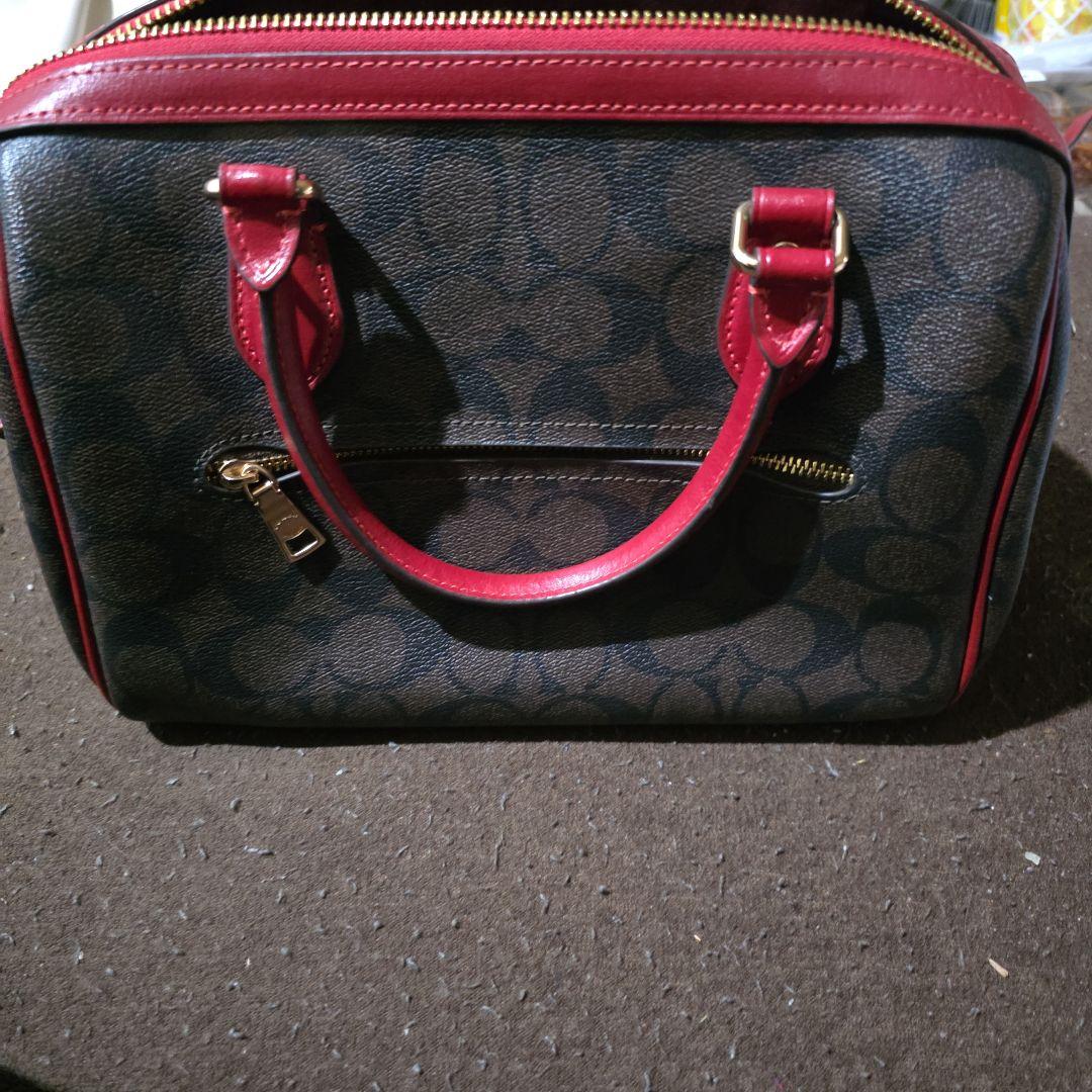Coach バッグ 黒赤