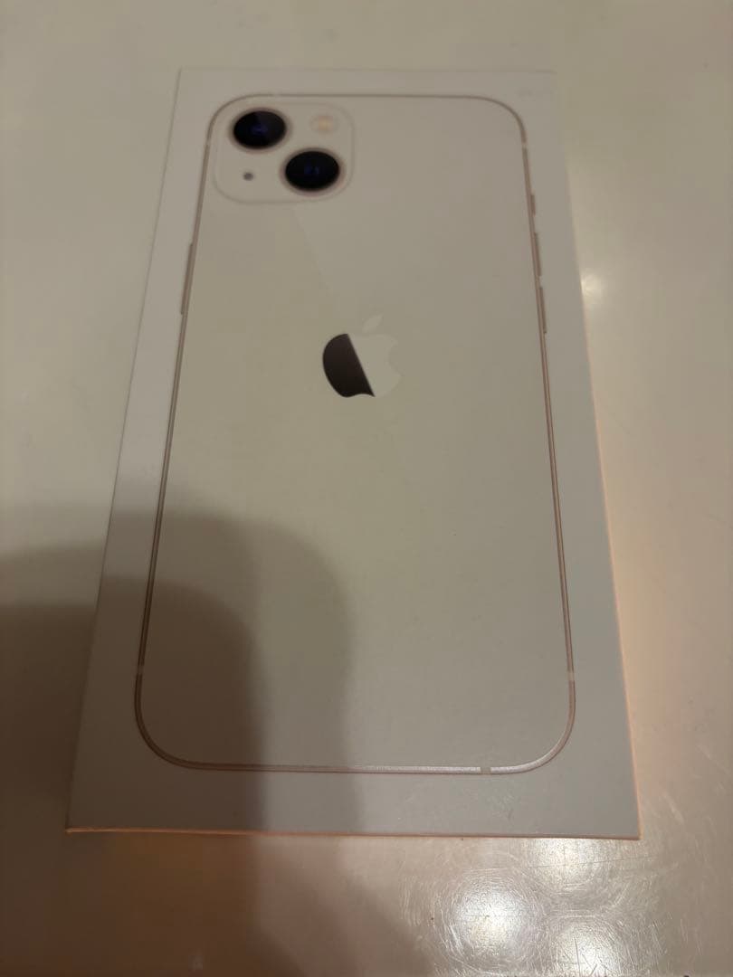 iPhone13 ホワイト　容量256GB 最大容量74%