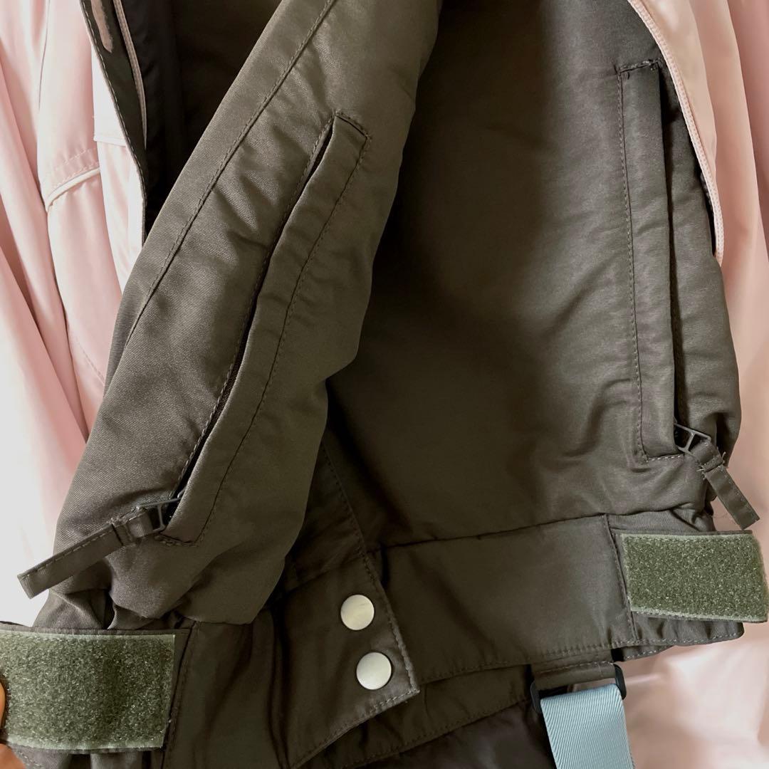 【超美品】1度のみ着用 スノーウェア ボード・スキー両用