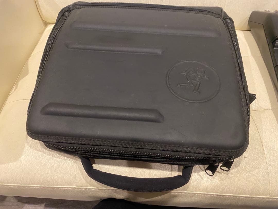 配信機器・PA機器・レコーディング機器 Mackie DL1608