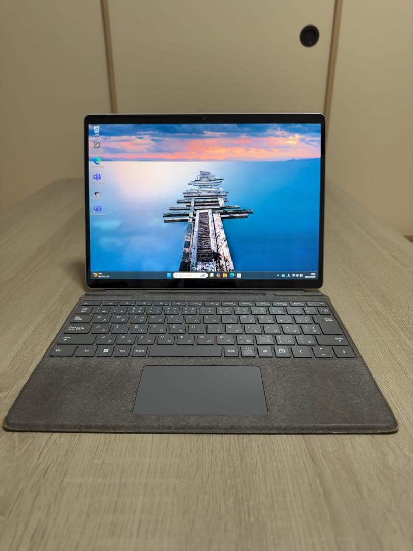 ふ*読様 Surface 1983 256GB Surface Pro 8