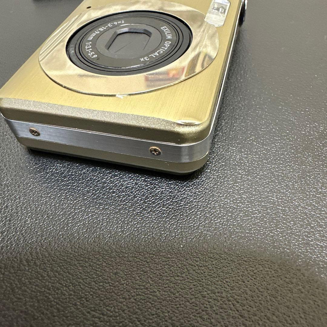CASIO EXILIM ZOOM EX-Z90ゴールド　動作確認済　中古良品