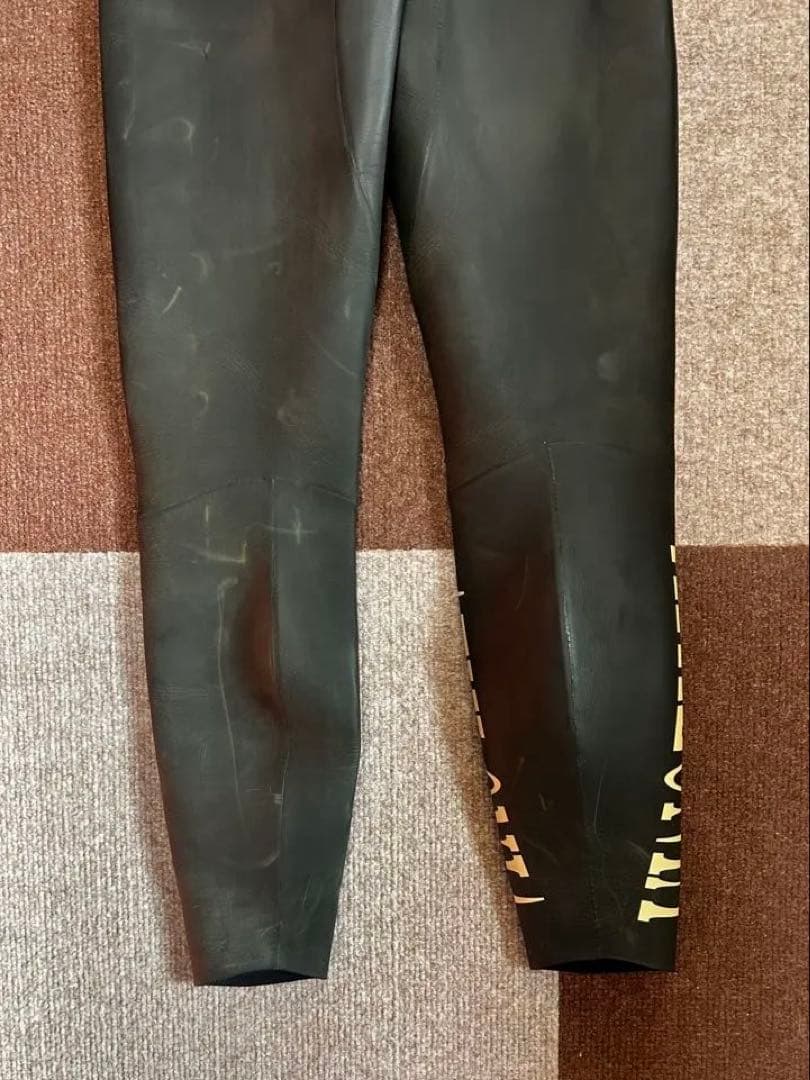 ウェットスーツ　トライアスロン用　ATHLONIA メンズ　Lサイズ