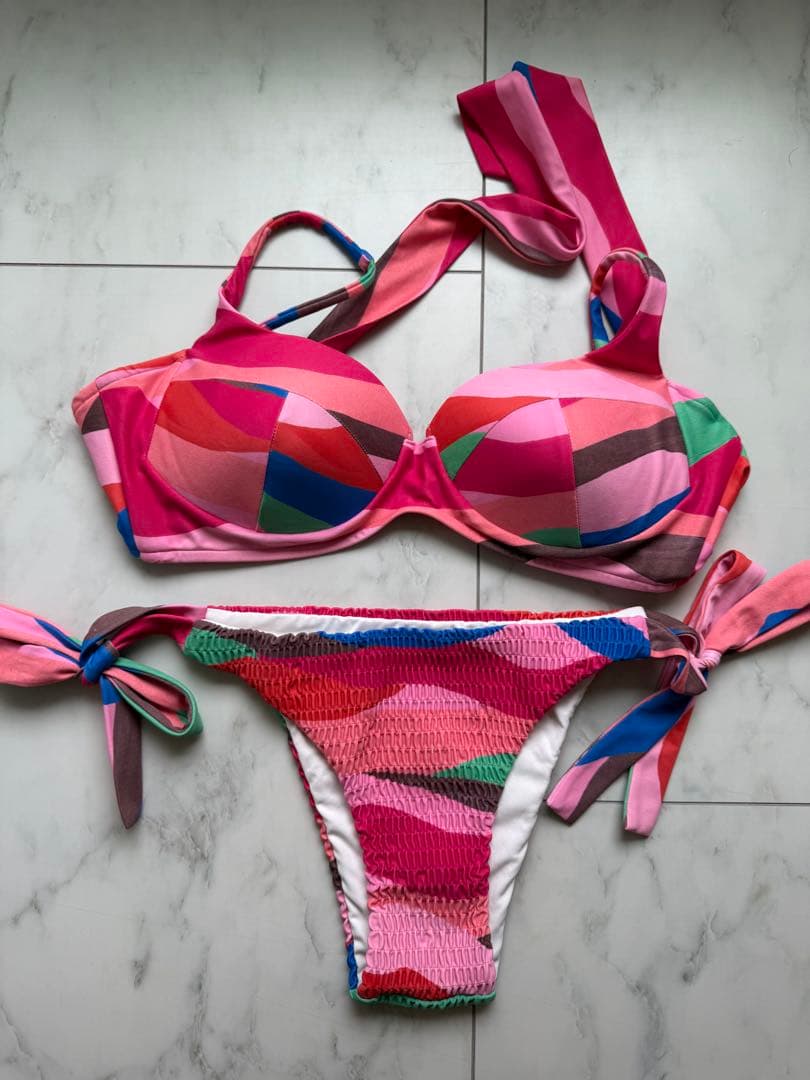 ALEXIA STAM L マルチカラービキニ セパレート水着