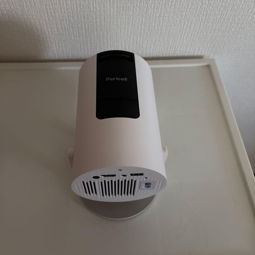 Pericat プロジェクター　未使用　箱、説明書なし