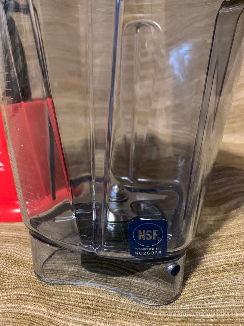 バイタミックス２リットルコンテナ　付属品付き