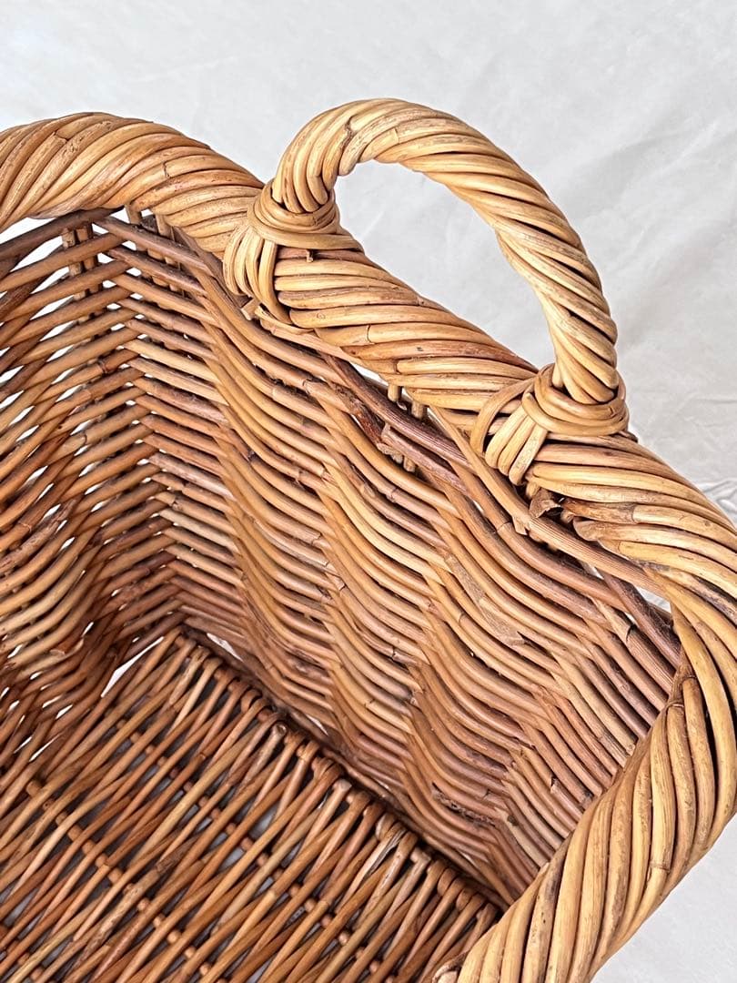 フランスアンティーク 飴色ラタンパニエ スクエア型 バスケット [1976]