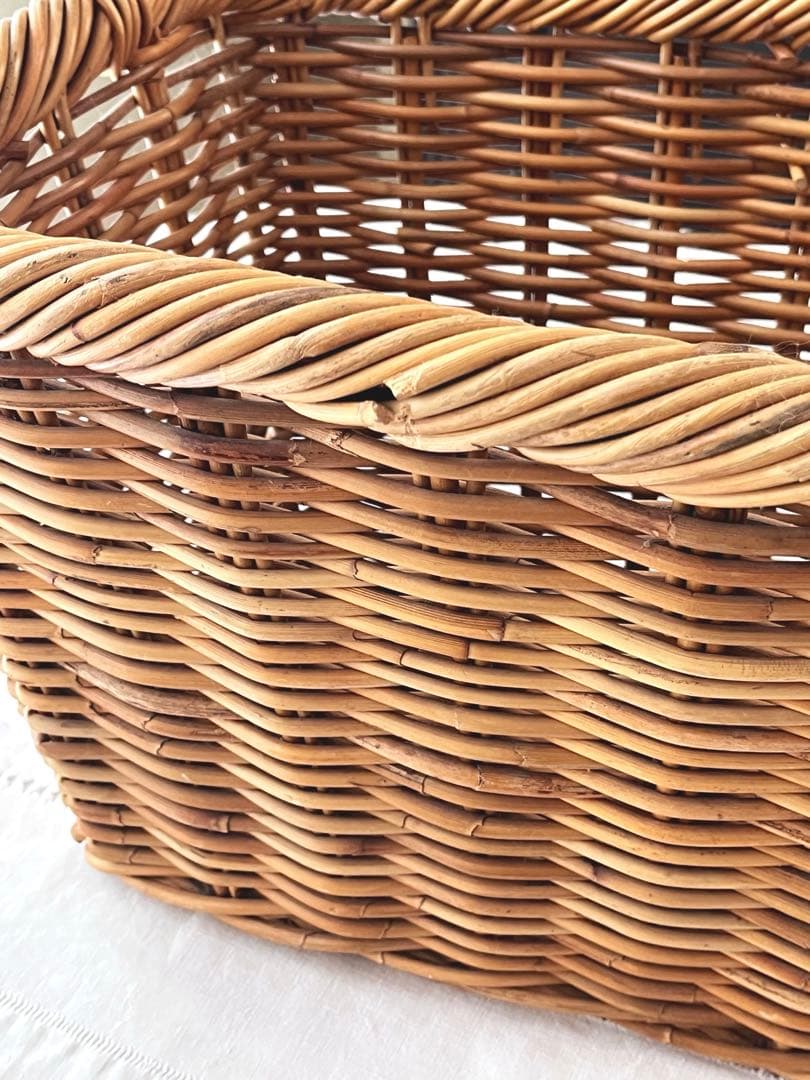 フランスアンティーク 飴色ラタンパニエ スクエア型 バスケット [1976]