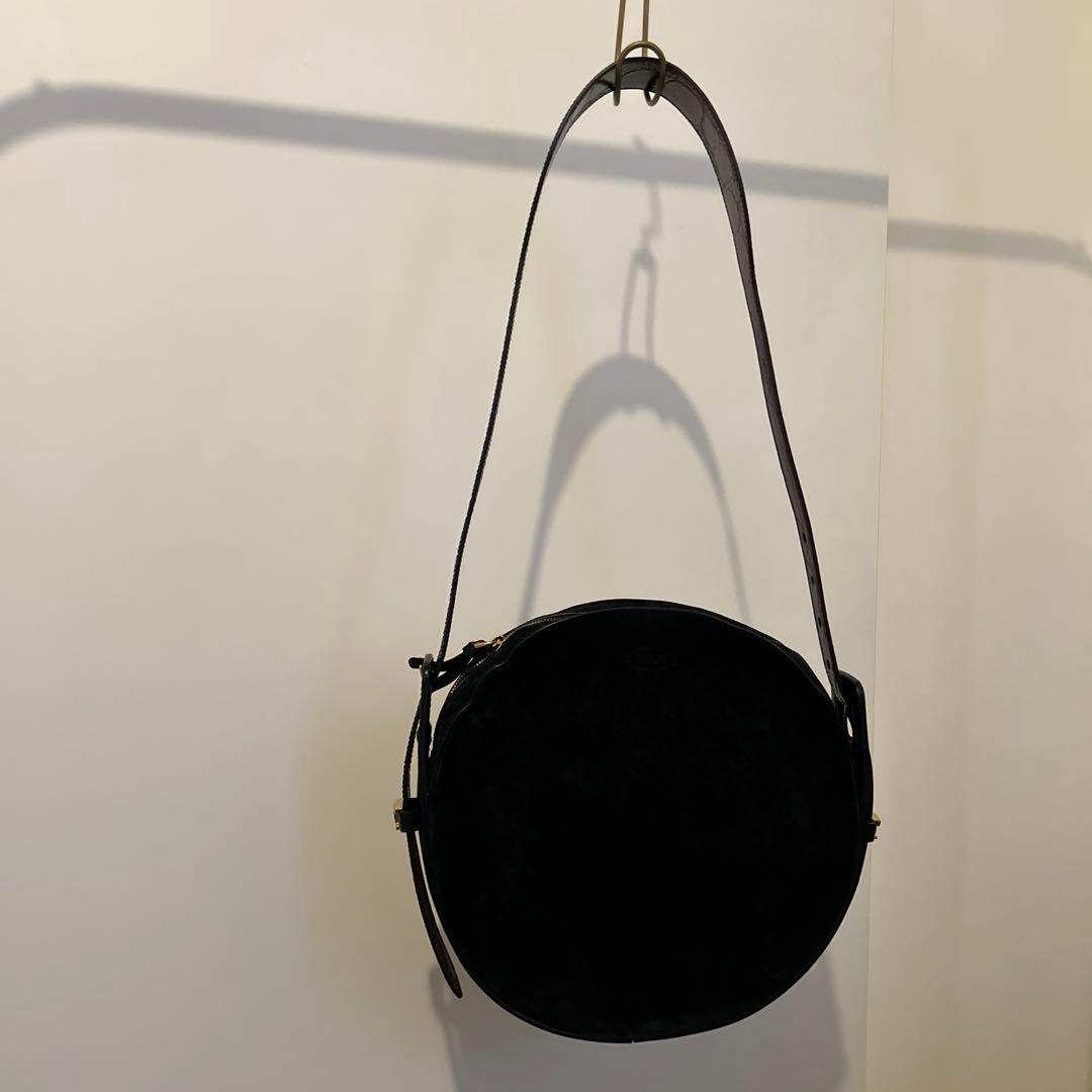トッズ×エンダースキーマ　黒スエード丸型バッグ