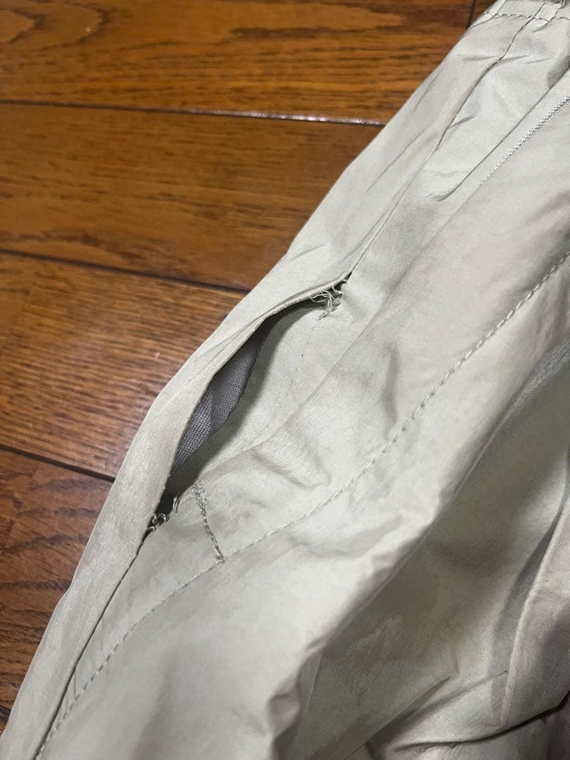 “値下げしました‼︎”SPECIAL GUEST スノーボードウェア M ［下］