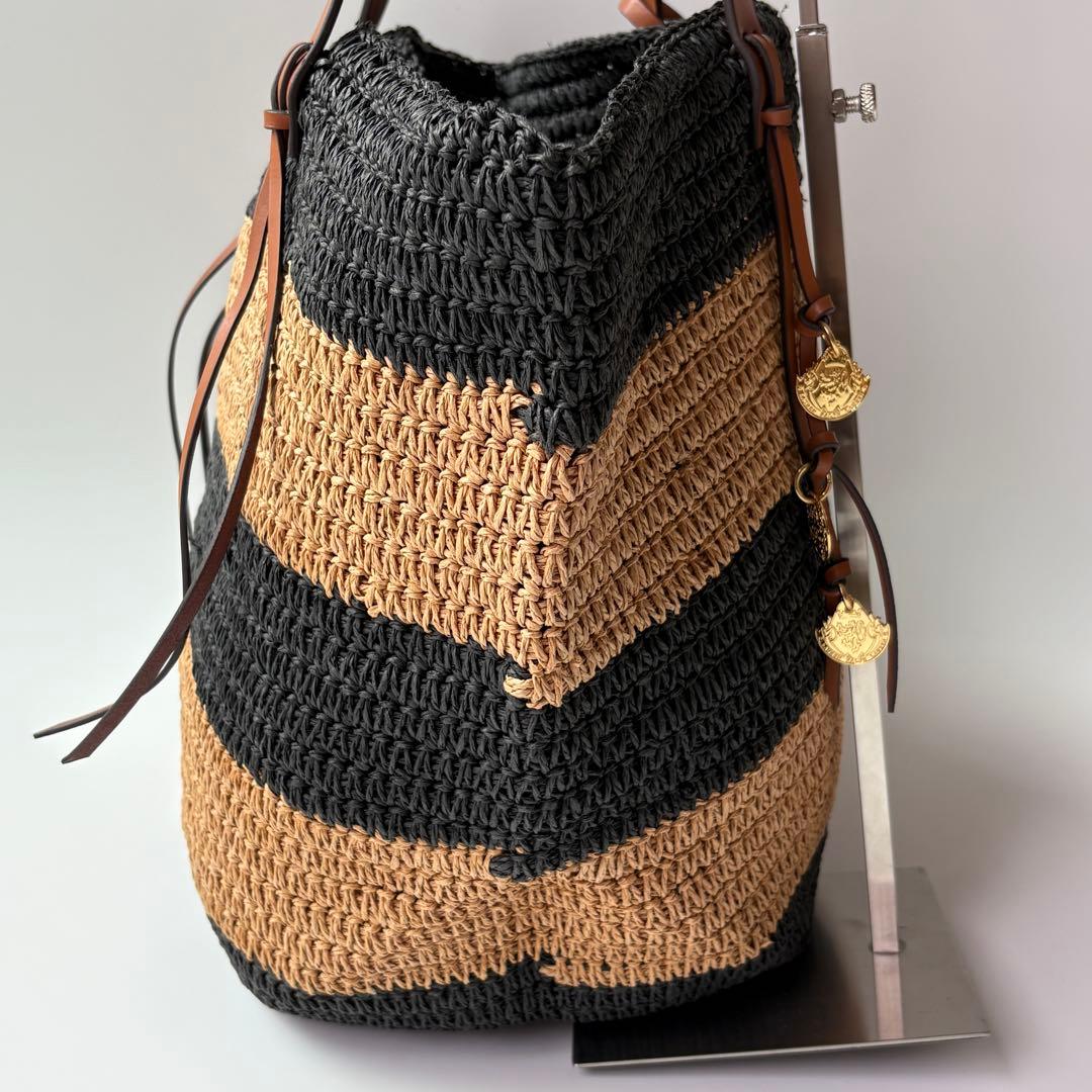 極美品✨ ローレンラルフローレン　カゴバック　編み込み　肩掛け　タグ付きチャーム