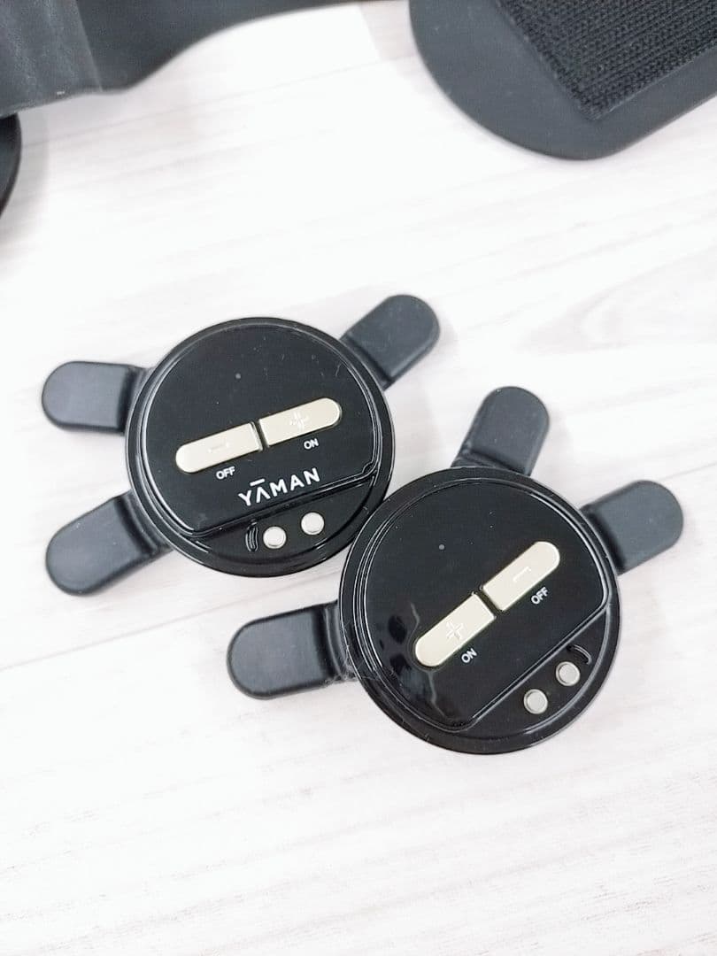 ほぼ未使用☺️ヤーマン メディリフト プラス　YA-MAN