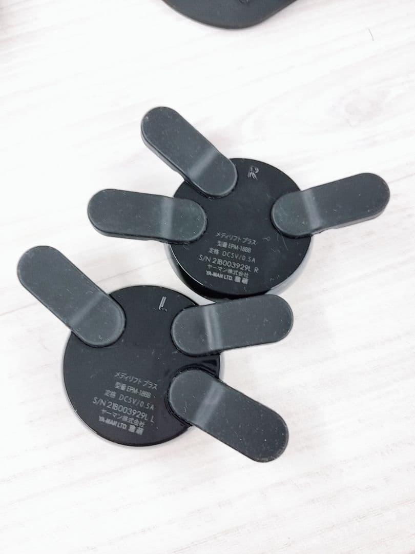 ほぼ未使用☺️ヤーマン メディリフト プラス　YA-MAN