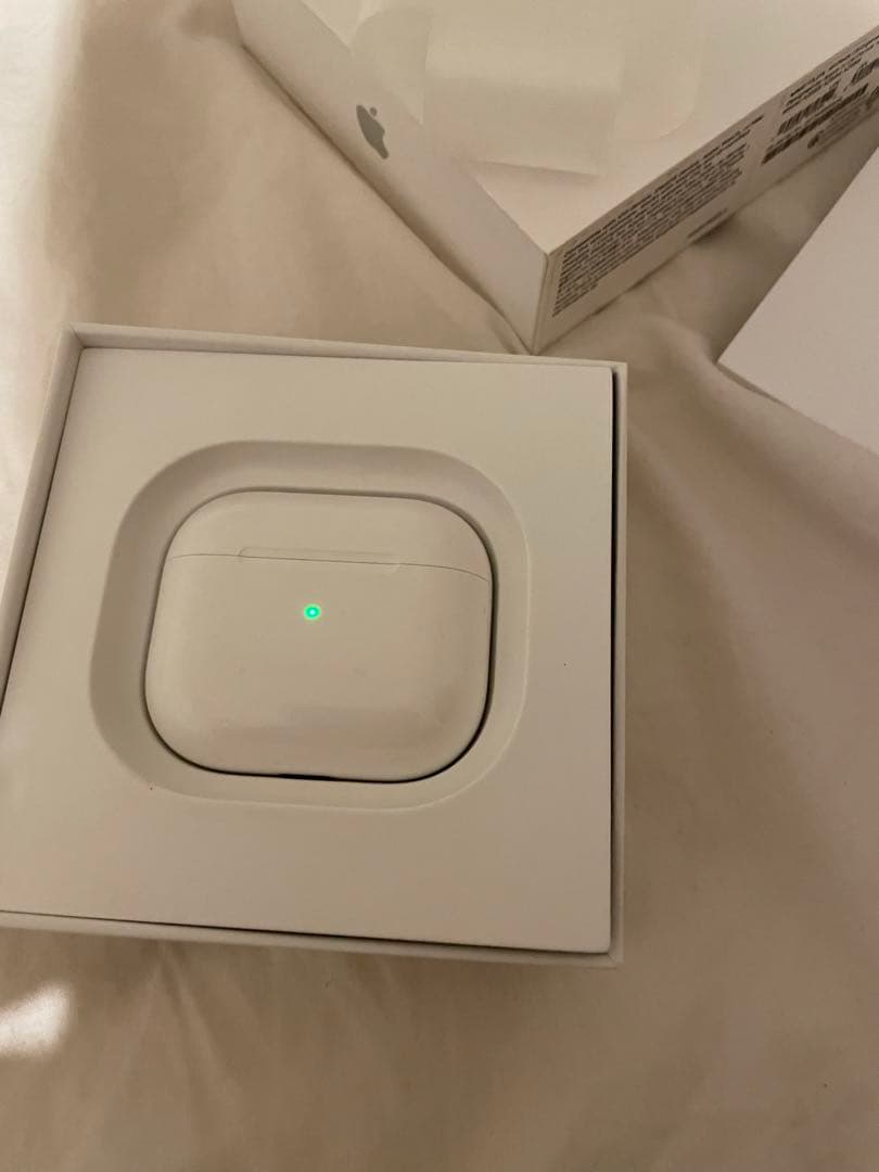 Apple Airpods (第3世代) MME73J/A右耳のみ