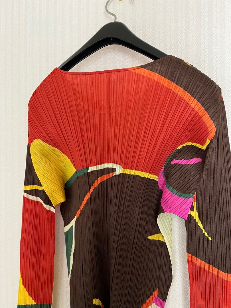 PLEATSPLEASE イッセイミヤケ トップス　カットソー　マルチカラー