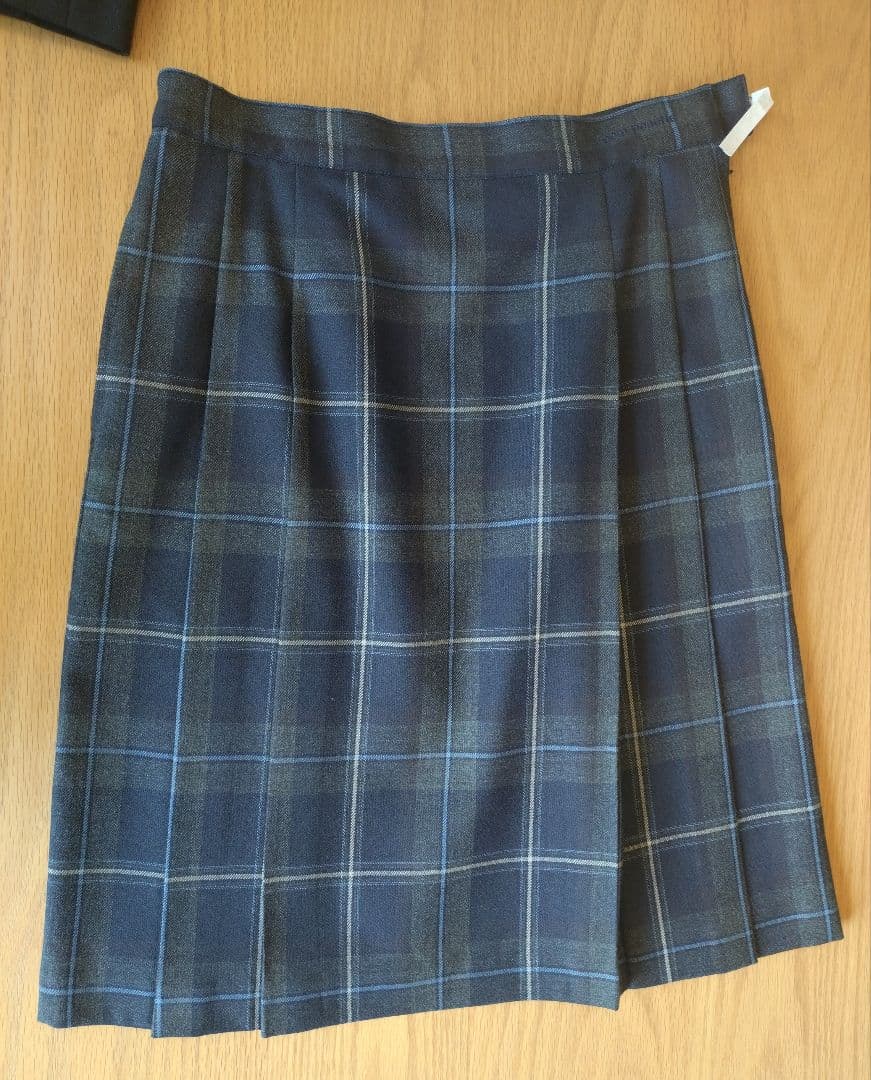 pom ponette ブレザー、スカート、ベスト、ネクタイ付シャツ4点セット