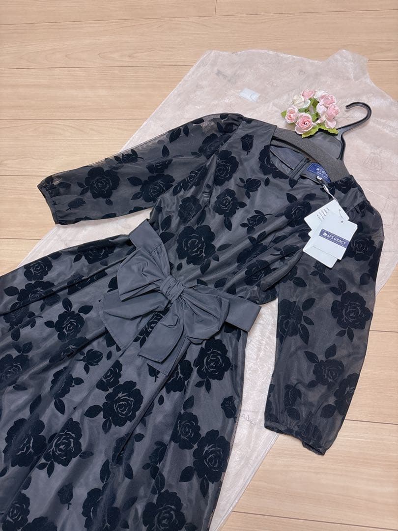 【新品】エムズグレイシー❤️インスタ掲載❤️薔薇　フロッキー　ローズワンピース　36