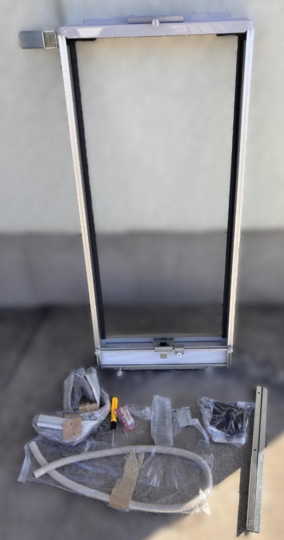 コロナ ルームエアコン CWH-A1824R 2024年製 窓用 冷房 暖房