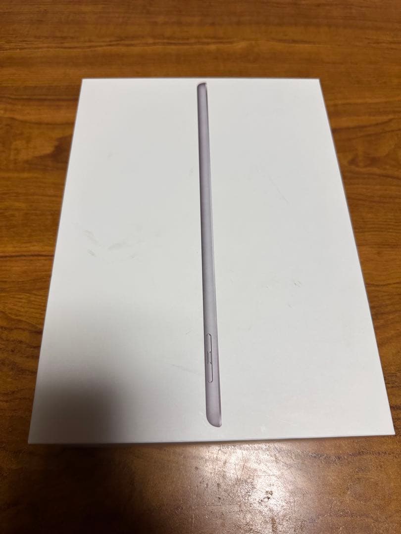 ク*リ様 Apple iPad 第6世代 Wi-Fiモデル スペースグレー 12