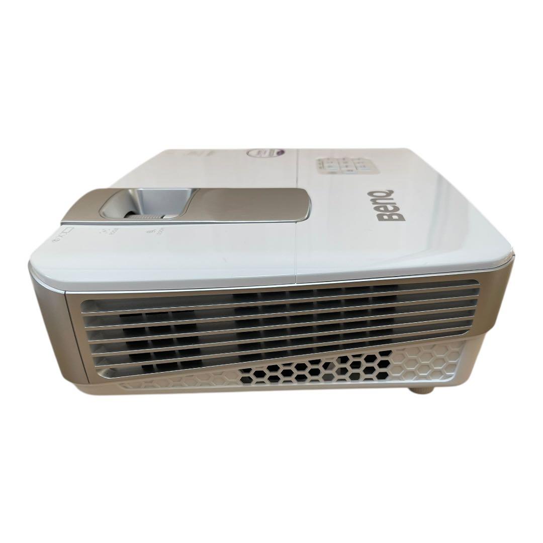 BENQ プロジェクター W1080ST 2013年製 ケース リモコン付き