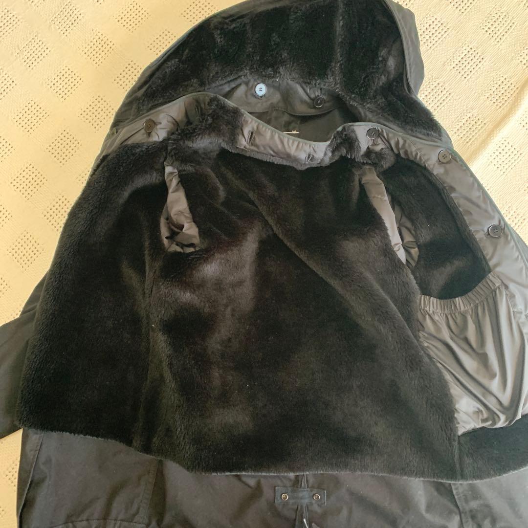 d*n様 美品ラッドミュージシャンシャン　黒 モッズコート ハンガー付き。