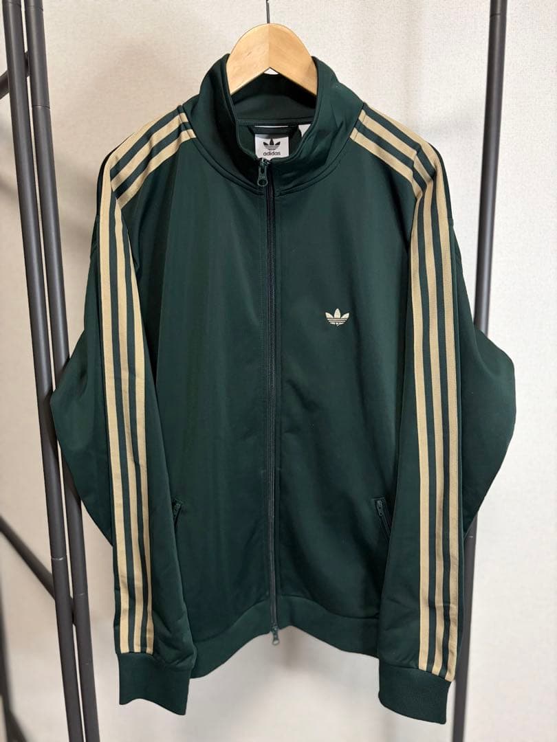 常田大希着用 アディダス オーバーサイズ ベッケンバウアートラックトップグリーン