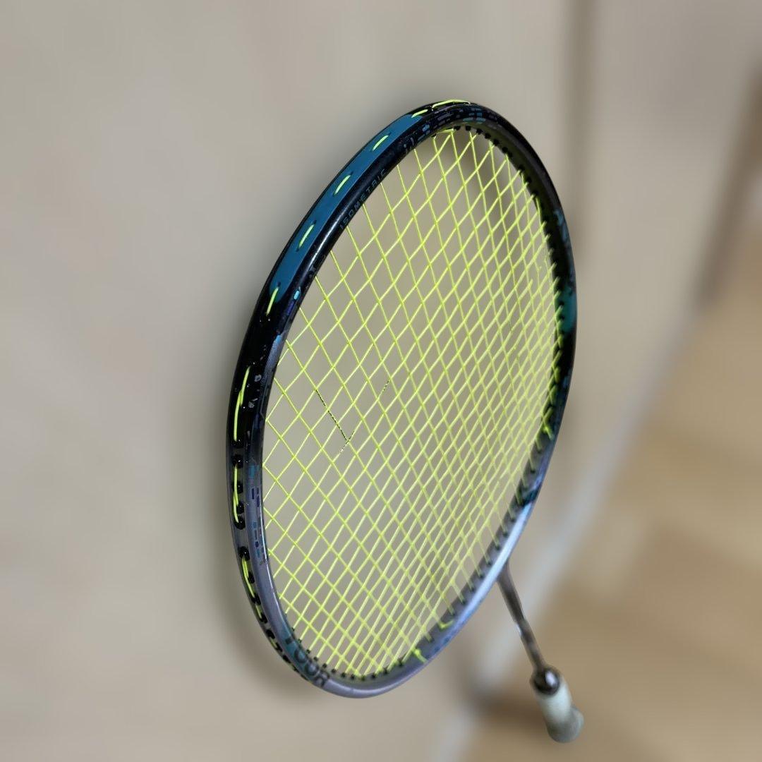 【専用コーチさん】 ヨネックス　バドミントンラケット　アストロクス88sツアー