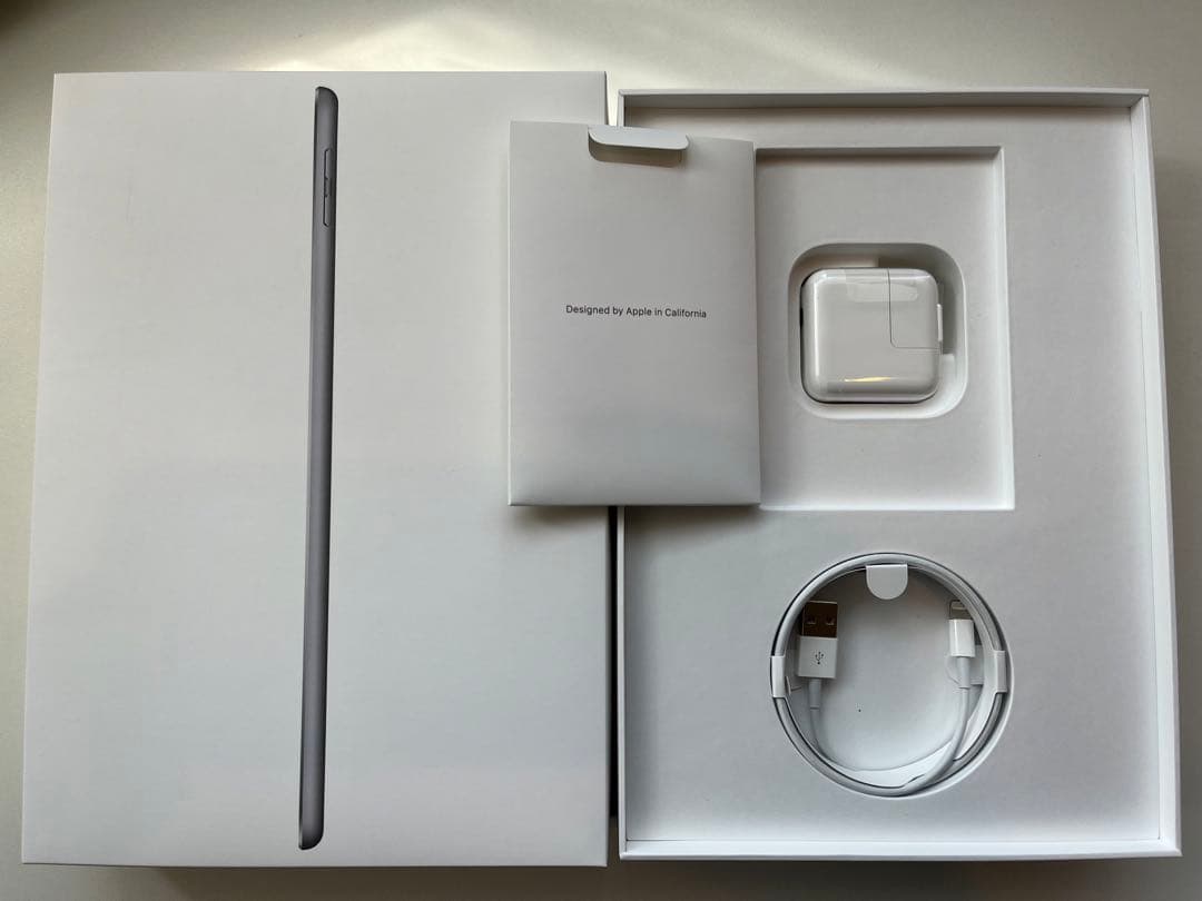 超美品！iPad 第6世代 Wi-Fi+Cellular 128GB