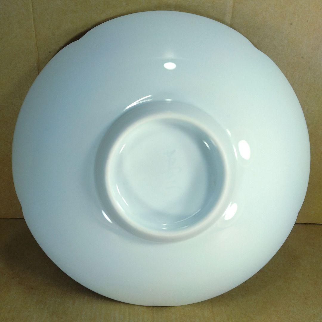 【本物保証】井上萬二(人間国宝) 白磁 彫文菓子鉢 共箱 栞2 美品 有田焼