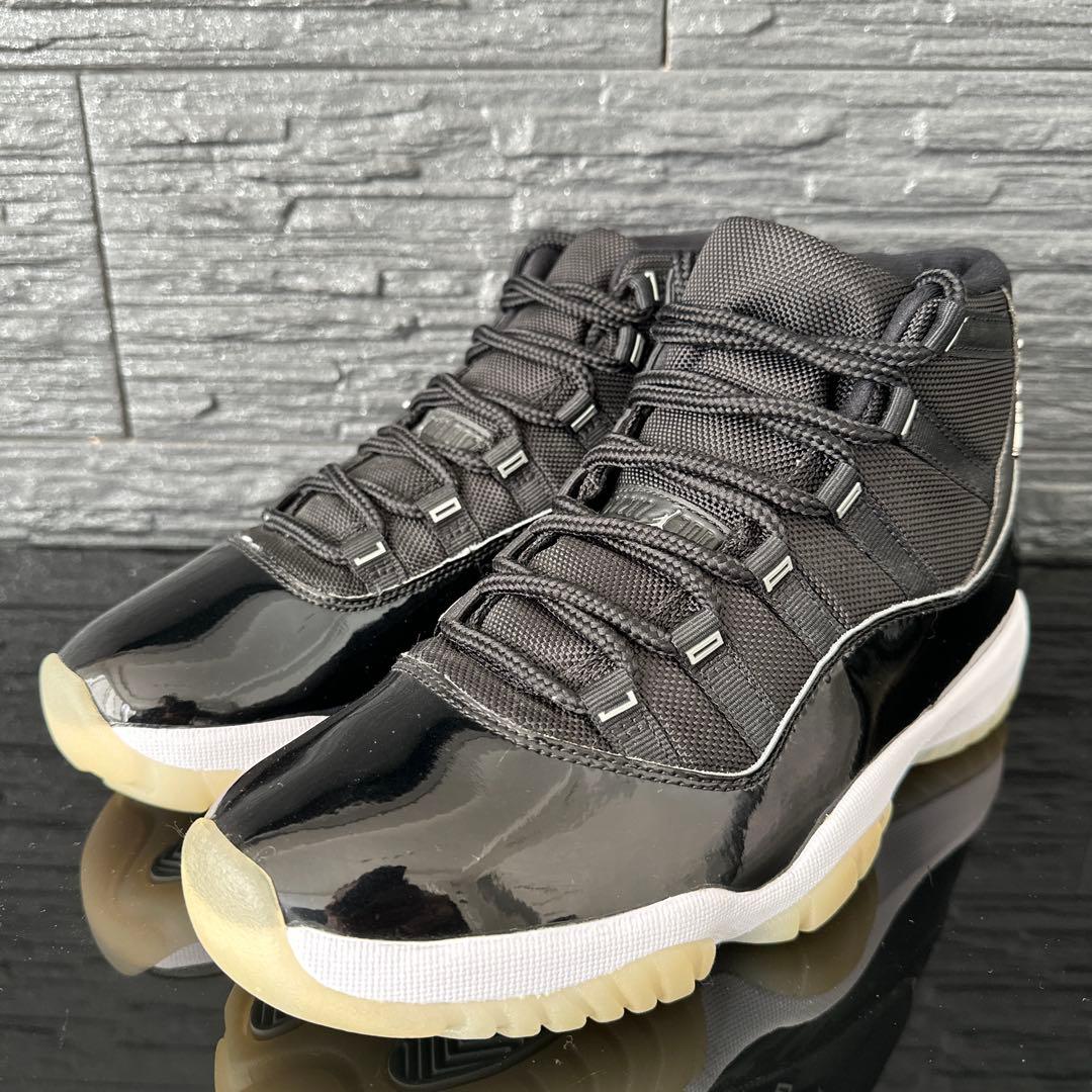 【極美品】27 NIKE エアジョーダン11