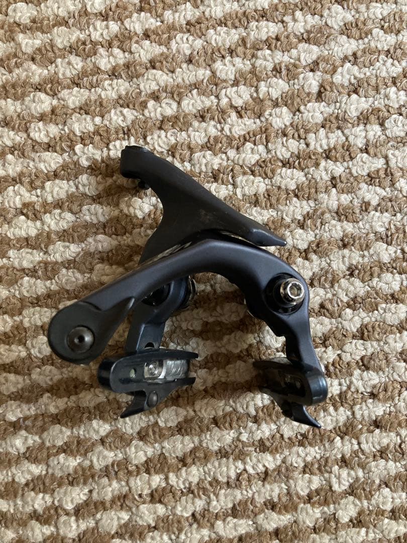 祐*様 BR-R8010F キャリパーブレーキ 黒　最終値下げ