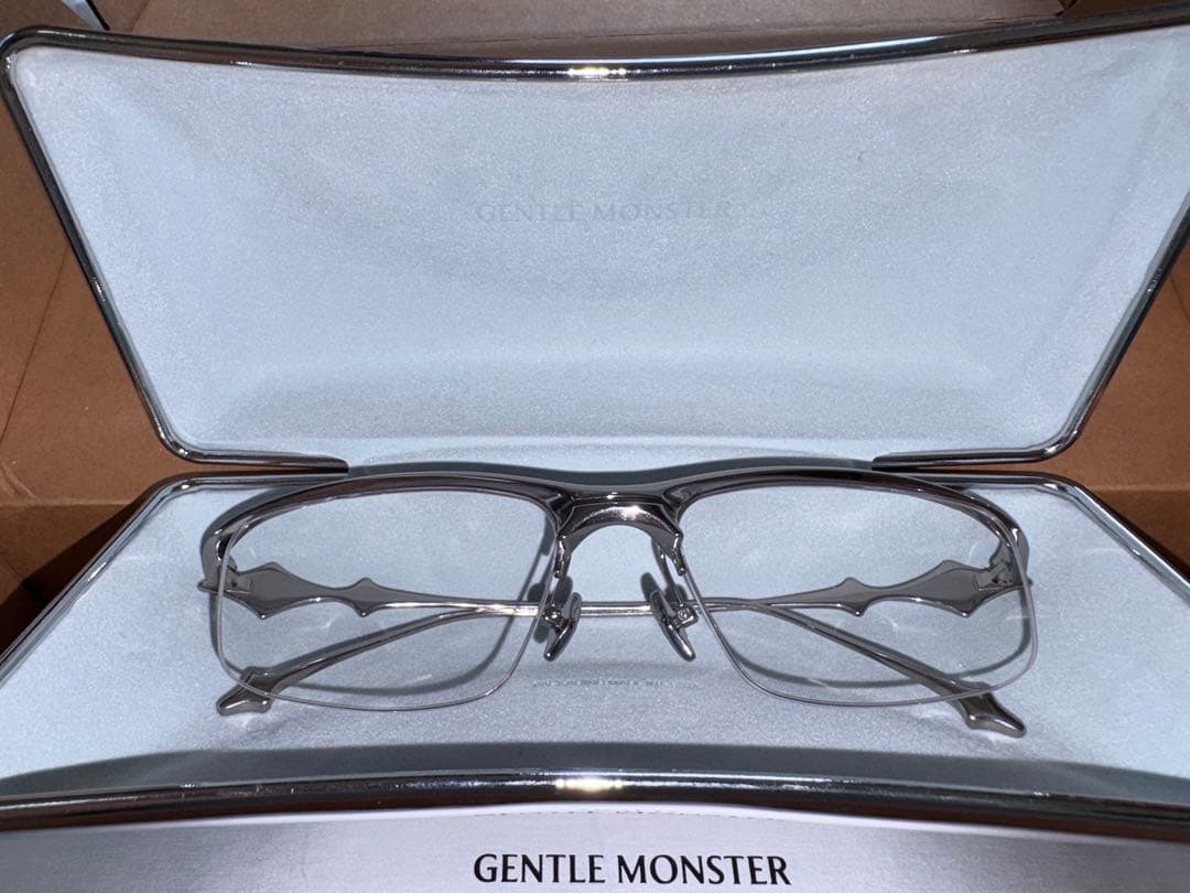 GENTLE MONSTER BOLD kro02クリアサングラス