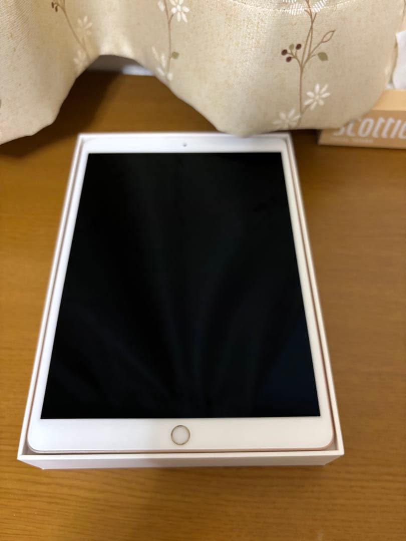 Pad Air 第3世代 64GB Wi-Fiモデル 外箱付き　バッテリー87%