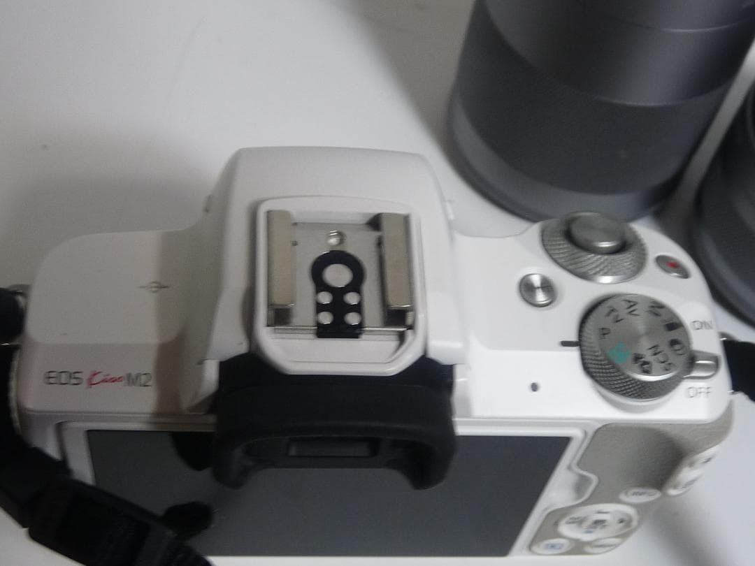 Canon EOS Kiss M2 ダブルズーム ミラーレス一眼