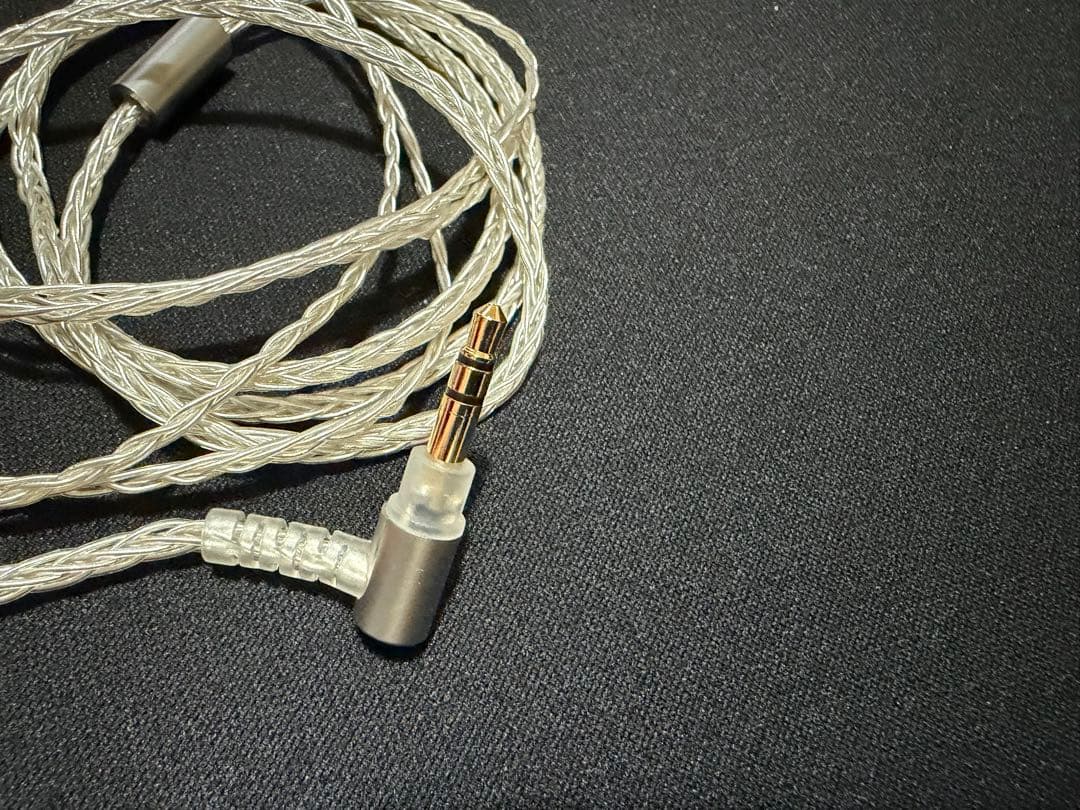 final s4000 有線イヤホン