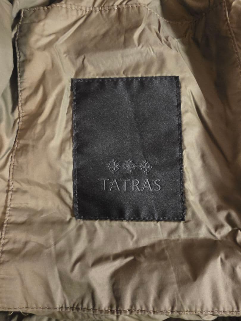 TATRAS オリーブグリーン ダウンジャケット