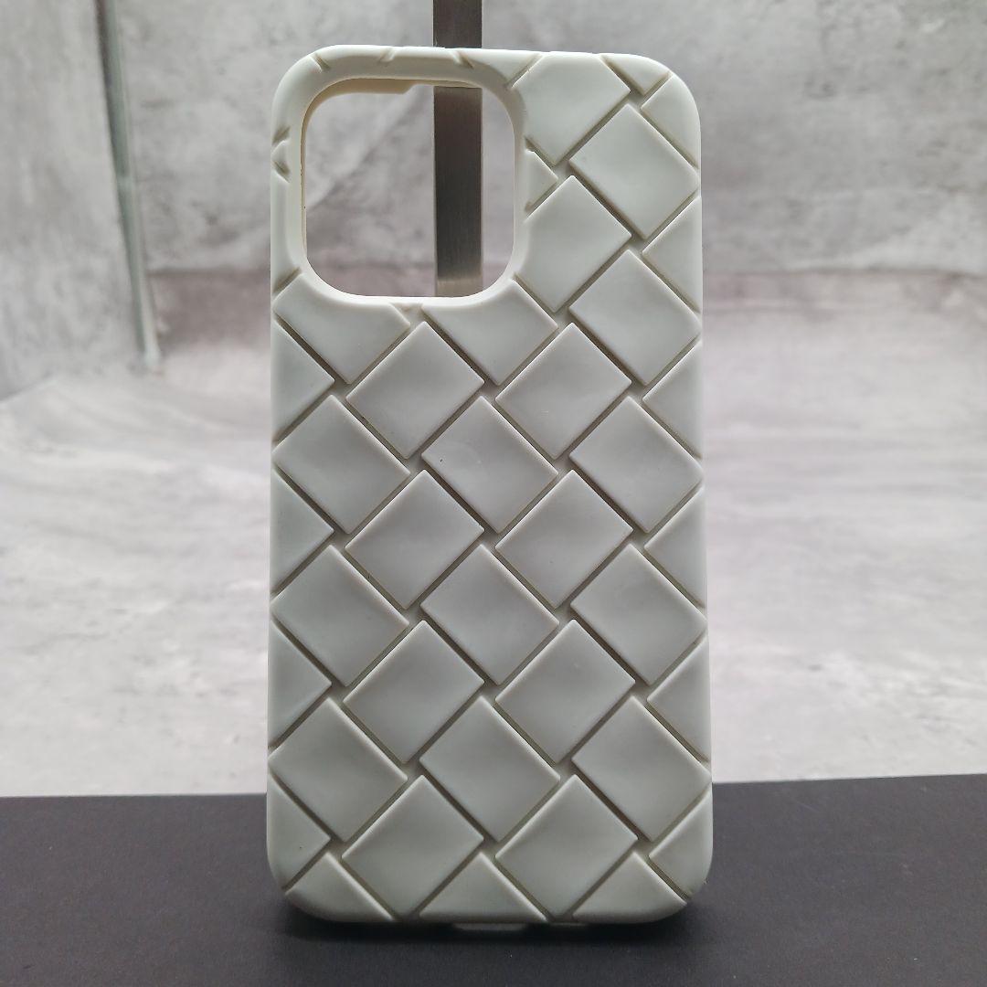 美品✨ ボッテガヴェネタ iPhone 14 Pro ラバー シリコンケース 白