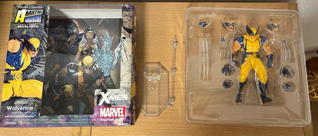 ウルヴァリン　アメイジングヤマグチ　フィギュア　リボルテック