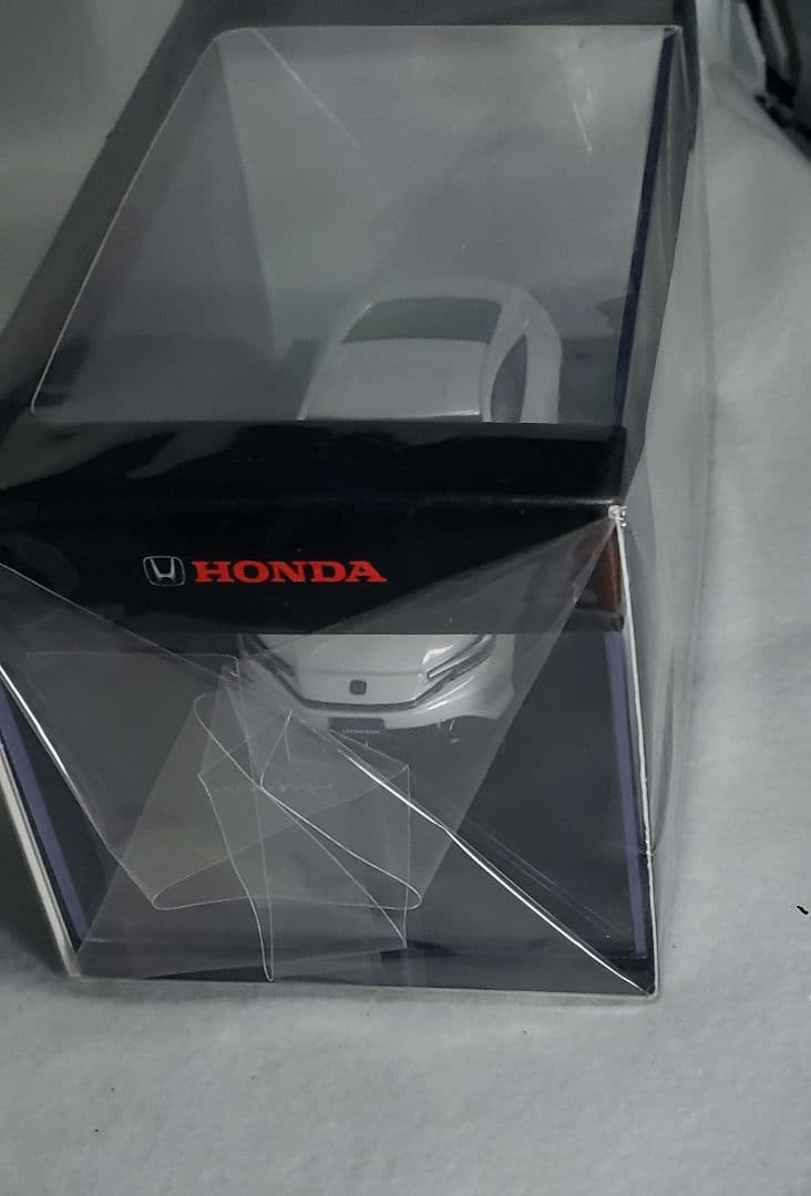 【新品未開封】HONDA プレリュード 1/43 ミニカー ホワイト非売品