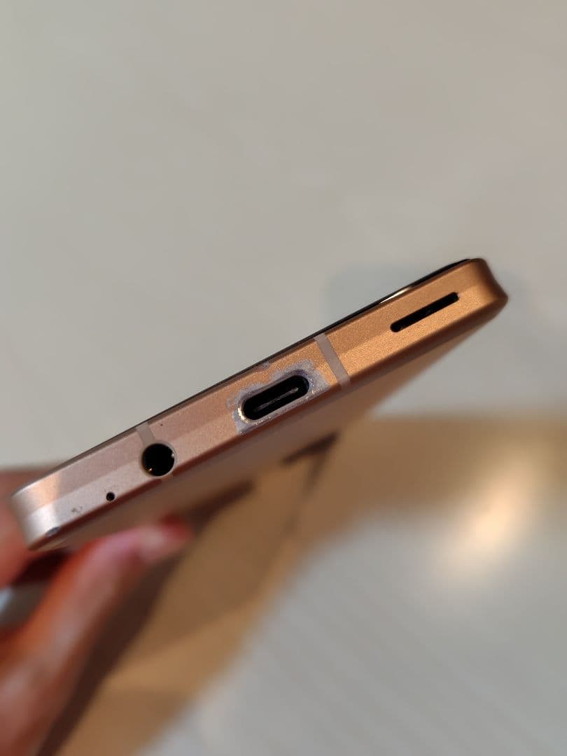 AQUOS sense6 64GB SIMフリー　割れなし　強化ガラス保護カバー