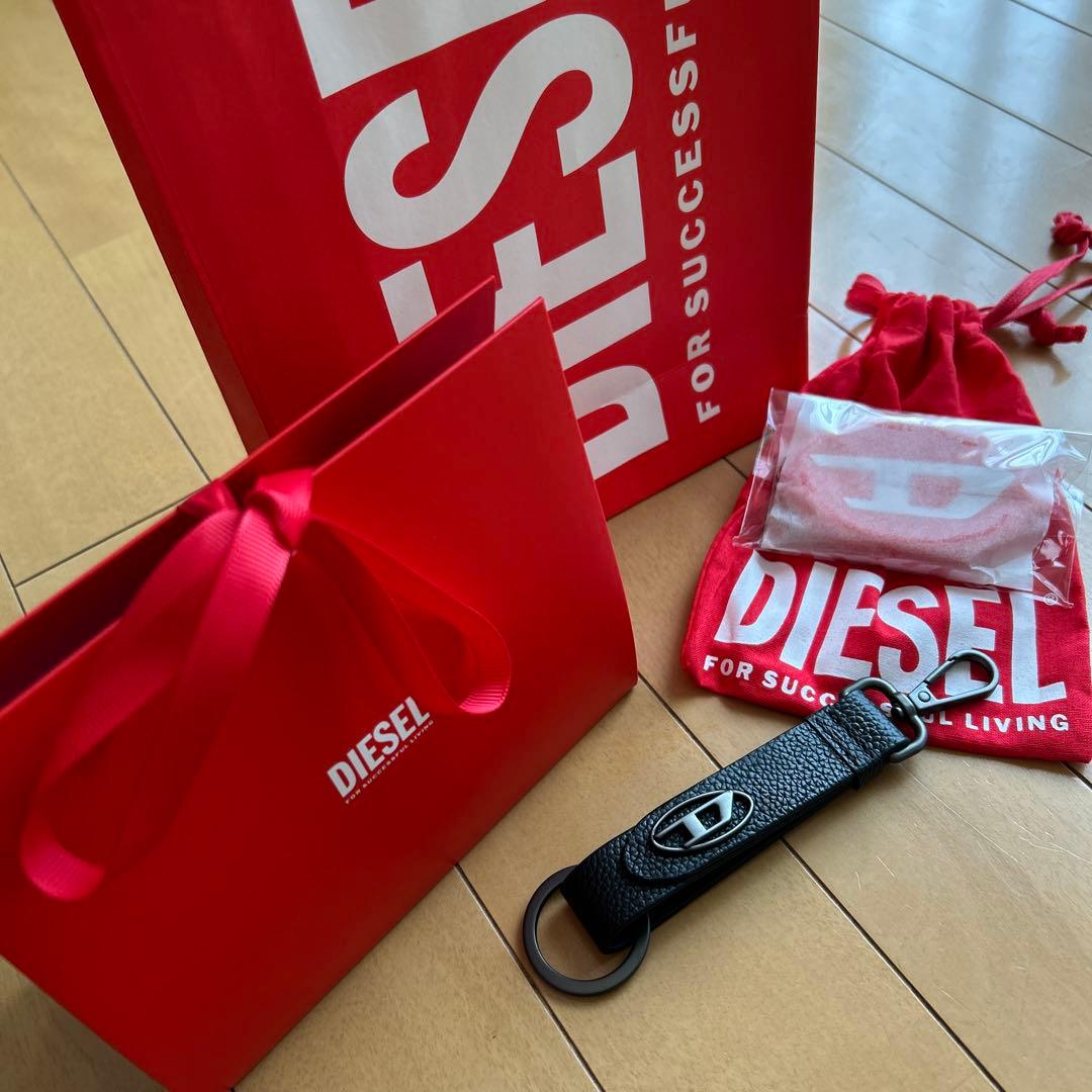 DIESEL キーリング　キーホルダー　おまけ付き　新品未使用