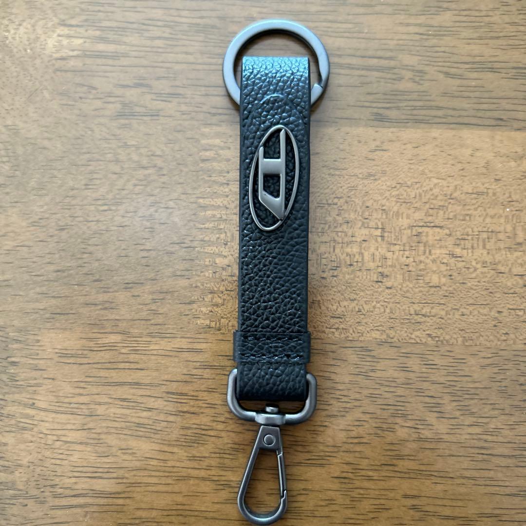 DIESEL キーリング　キーホルダー　おまけ付き　新品未使用