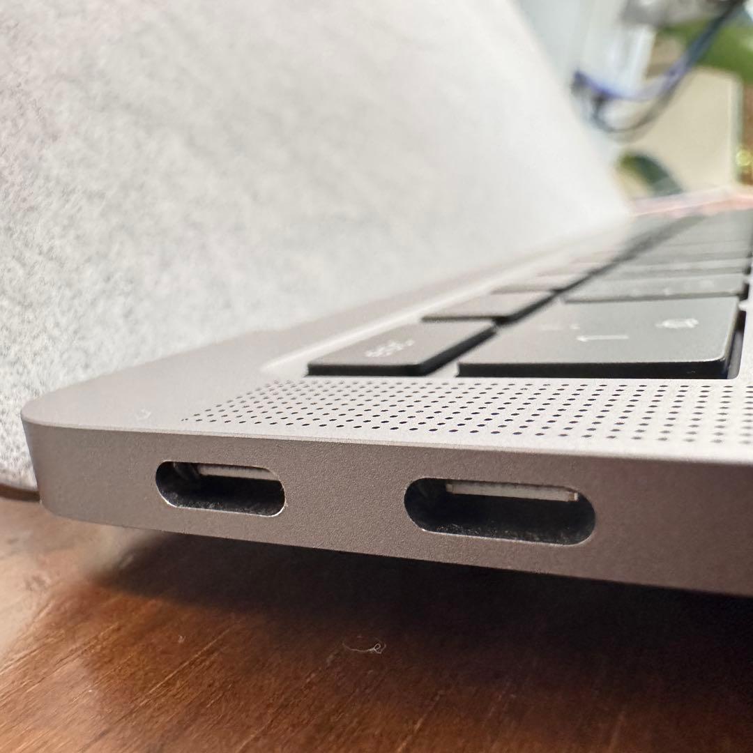 2020 M1 Air RAM16 SSD512 充放電46回 最大容量98%