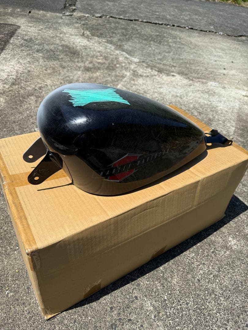 スポーツスター　フォーティーエイト　タンク