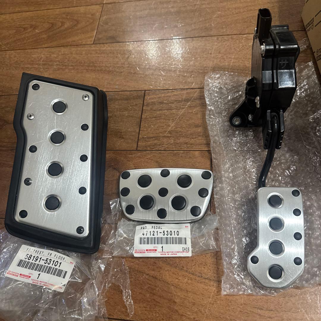 向日葵⭐︎LEXUS★レクサス　純正　アルミペダル　ペダルセット