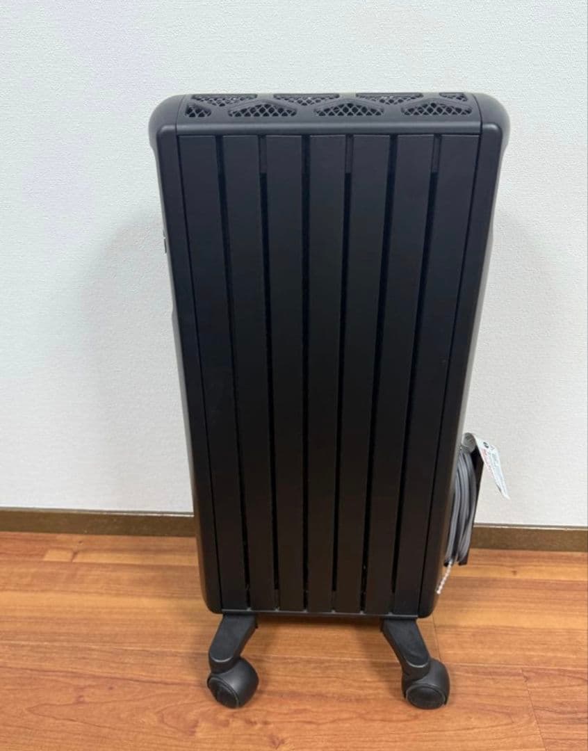 デロンギマルチダイナミックヒーター　MDH09-PB ブラック