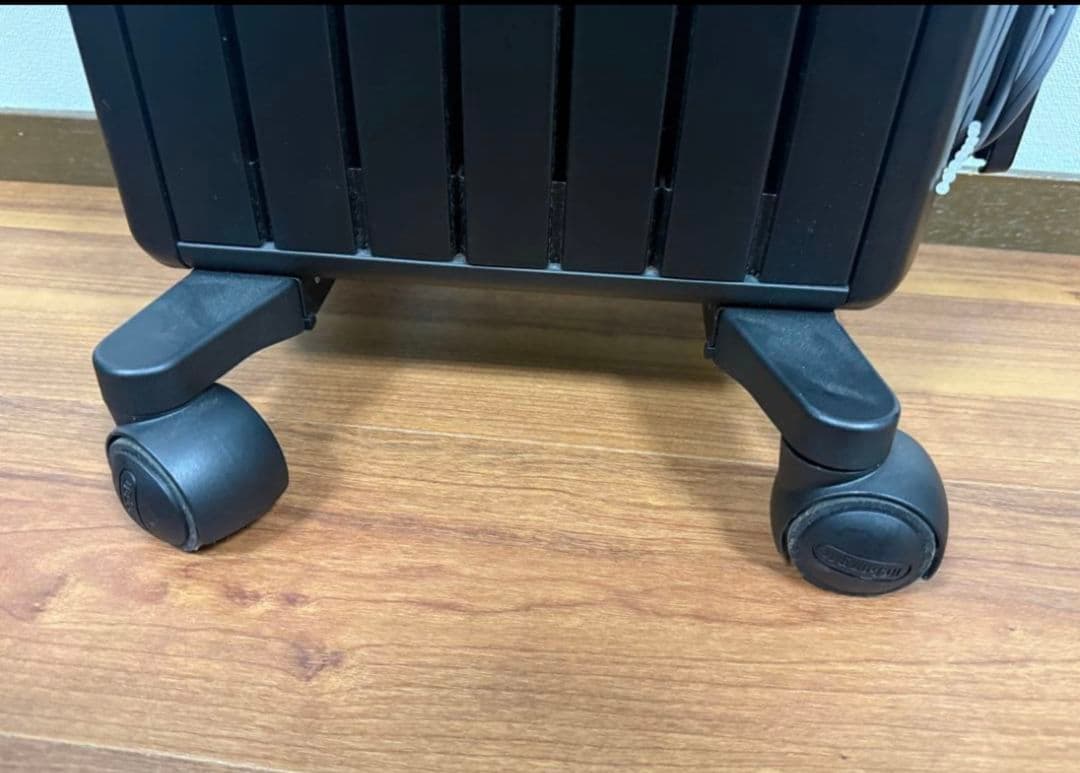 デロンギマルチダイナミックヒーター　MDH09-PB ブラック